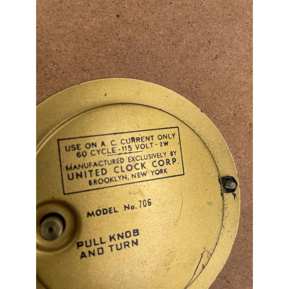 United Clock Corp vintage united